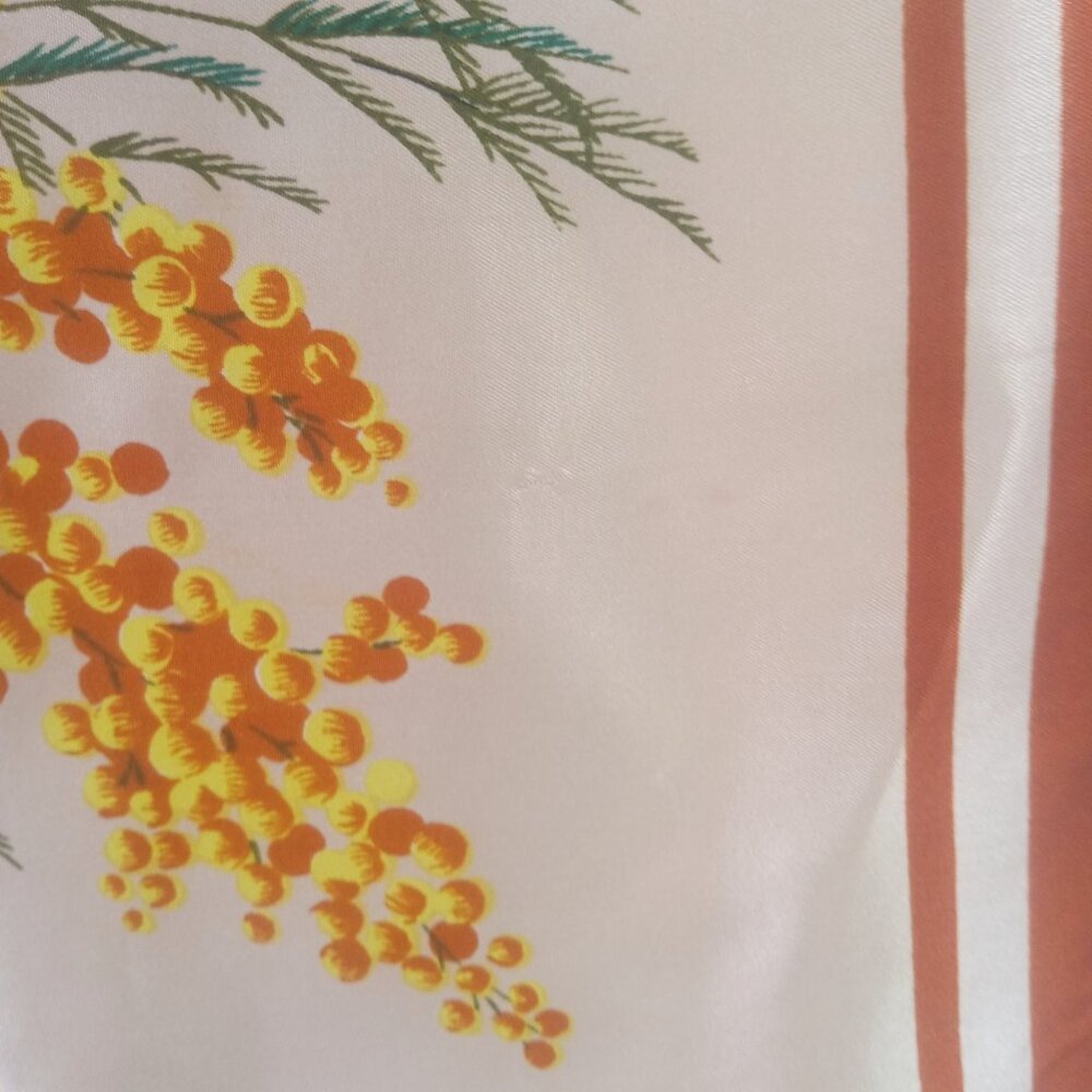 Vintage Australia Souvenir Square Large Scarf Wattle Flower Signed Neil AS IS - Picture 15 of 15